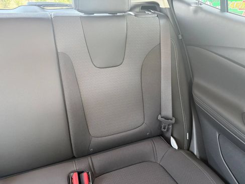 Used 2026 Buick Encore GX Preferred FWD image 37