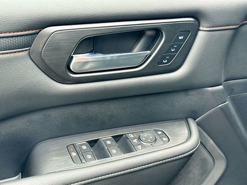 New 2025 Nissan Armada PRO-4X w/ Pro-4X Premium Package image 18