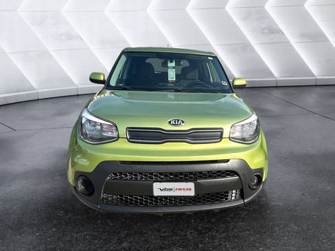 Used 2017 Kia Soul image 2