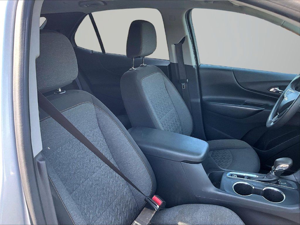 Used 2022 Chevrolet Equinox LT FWD image 7