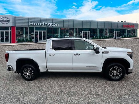 Used 2025 GMC Sierra 1500 SLT AWD/4WD image 8