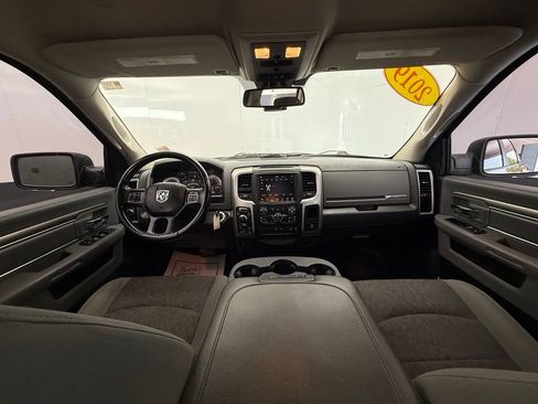 Used 2019 RAM 1500 Big Horn AWD/4WD image 4