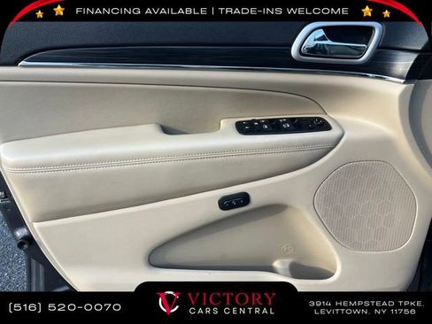 Used 2020 Jeep Grand Cherokee Limited image 12