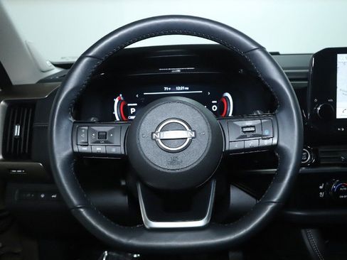 Certified 2024 Nissan Pathfinder Platinum image 26