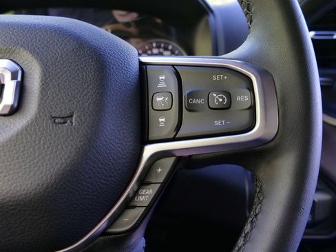 Used 2025 RAM 3500 Big Horn AWD/4WD image 16