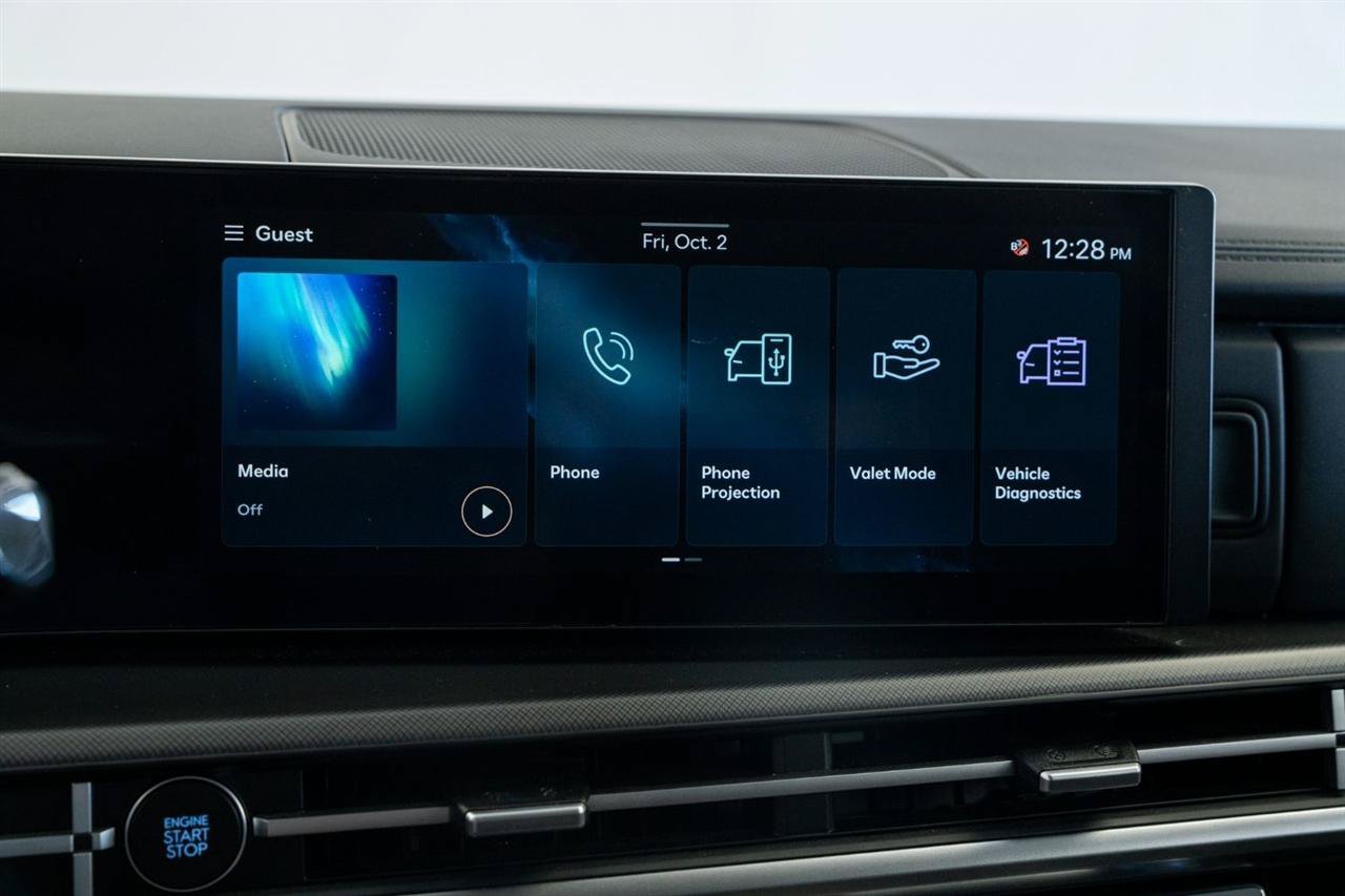 Used 2026 Hyundai Santa Fe SEL FWD image 18