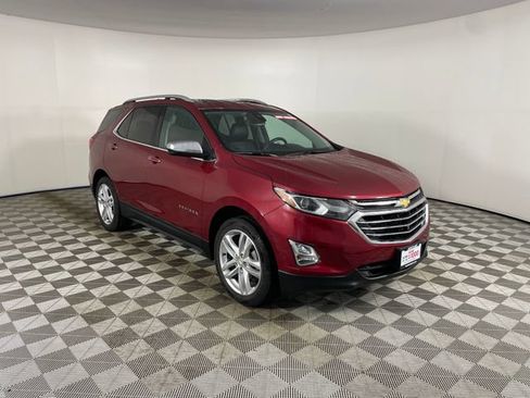 Used 2021 Chevrolet Equinox Premier AWD/4WD image 25