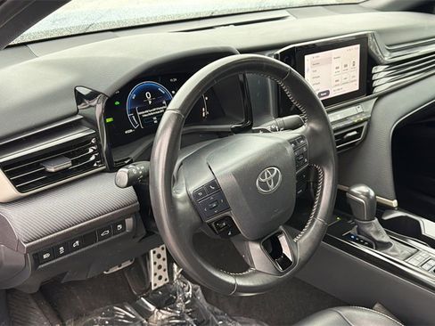 Certified 2025 Toyota Camry SE image 19