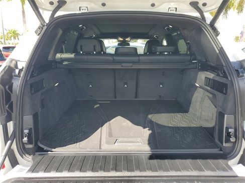 Used 2025 BMW X5 M60i image 9