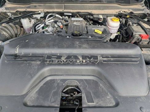 Used 2026 RAM 3500 Laramie AWD/4WD image 13