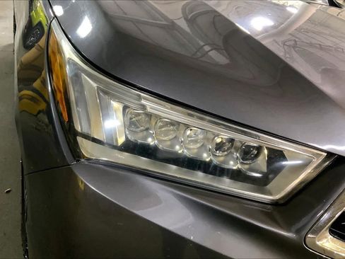 Used 2018 Acura MDX SH-AWD image 27