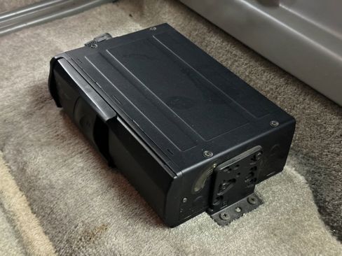 Used 2000 Chevrolet Tahoe Z71 w/ Comfort & Security Pkg image 42