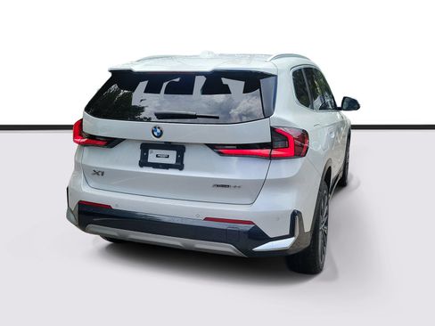 Used 2023 BMW X1 xDrive28i w/ Convenience Package AWD/4WD image 4