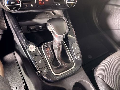 Certified 2021 Kia Soul Turbo FWD image 18