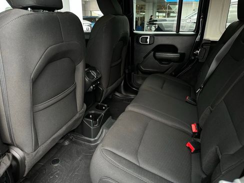 Used 2023 Jeep Wrangler Unlimited Sport image 14