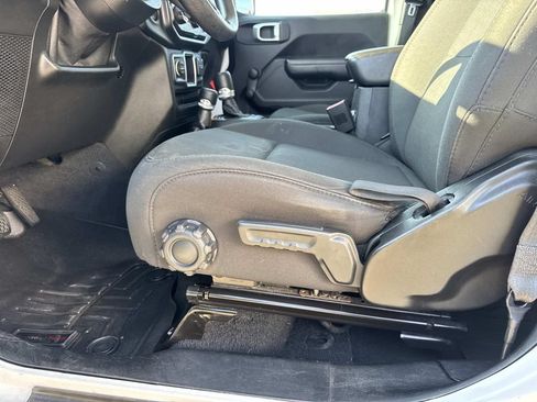Used 2019 Jeep Wrangler Unlimited Sport AWD/4WD image 15