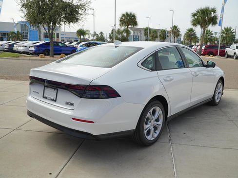 New 2025 Honda Accord LX image 5