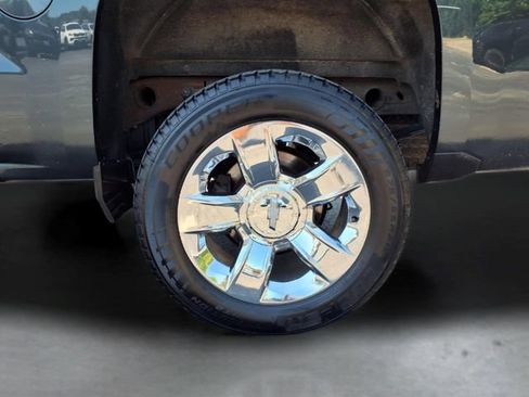 Used 2018 Chevrolet Silverado 1500 LTZ w/ Sport Package AWD/4WD image 6