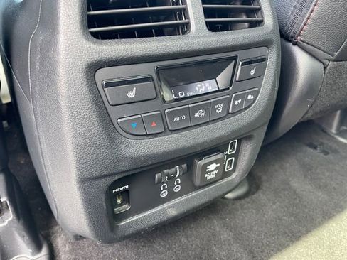 Used 2022 Honda Pilot Black Edition image 22