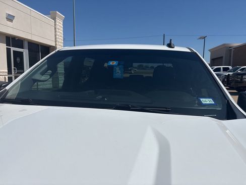 Used 2022 Chevrolet Silverado 1500 Custom image 5