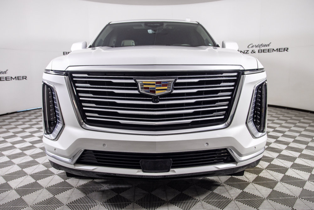Used 2025 Cadillac Escalade Premium Luxury Platinum w/ LPO, Floor Liner Package AWD/4WD image 5