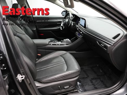 Used 2023 Hyundai Sonata Limited w/ Preferred Accessory Package FWD image 24