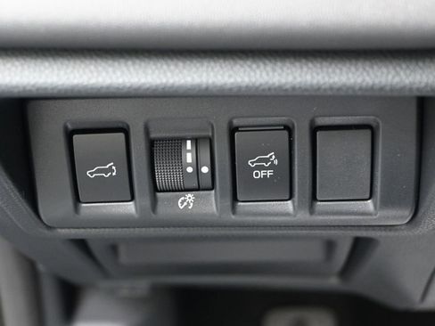 Certified 2025 Subaru Outback Onyx Edition image 24