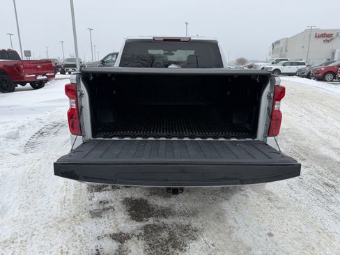 Used 2021 Chevrolet Silverado 1500 LT image 22