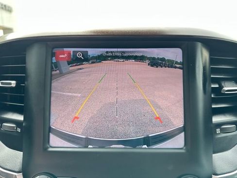 Used 2022 RAM 1500 Laramie AWD/4WD image 15