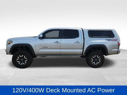 Used 2023 Toyota Tacoma TRD Off-Road w/ Technology Package AWD/4WD image 6