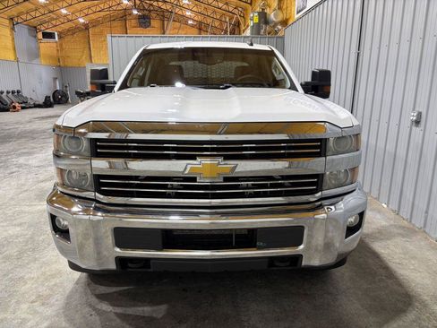 Used 2016 Chevrolet Silverado 3500 LT AWD/4WD image 7