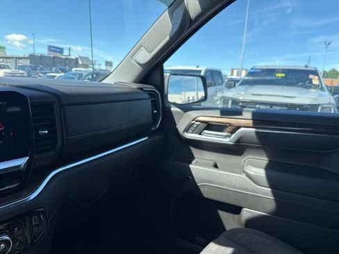Used 2024 GMC Sierra 1500 Elevation AWD/4WD image 25