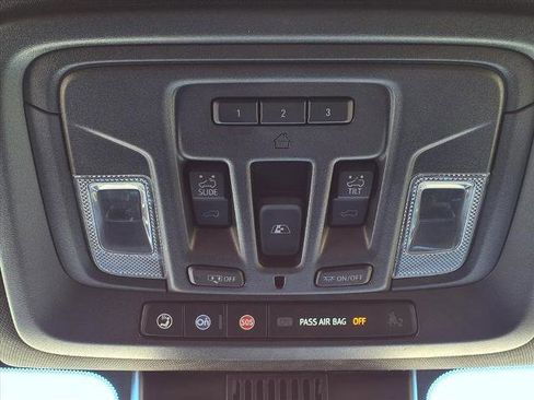 Certified 2024 Chevrolet Silverado 2500 High Country w/ High Country Premium Package image 18