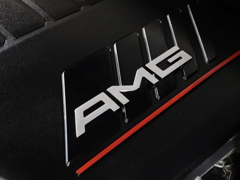 Used 2022 Mercedes-Benz GLE 53 AMG 4MATIC w/ 3rd Row Seat Package image 23