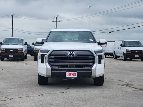 Used 2025 Toyota Tundra Limited w/ Power Package RWD image 2