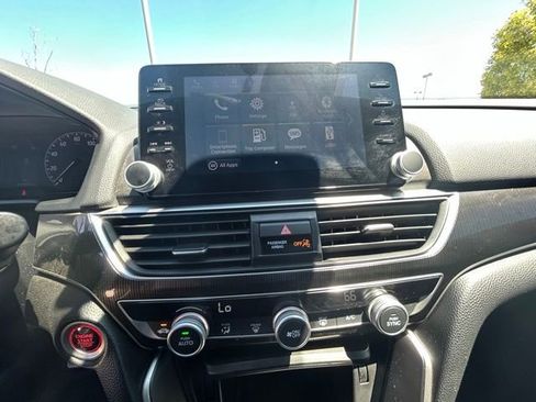 Used 2021 Honda Accord Sport image 16