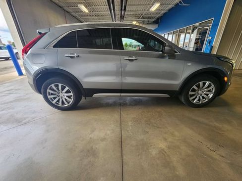 Used 2023 Cadillac XT4 Premium Luxury w/ Cold Weather Package AWD/4WD image 5