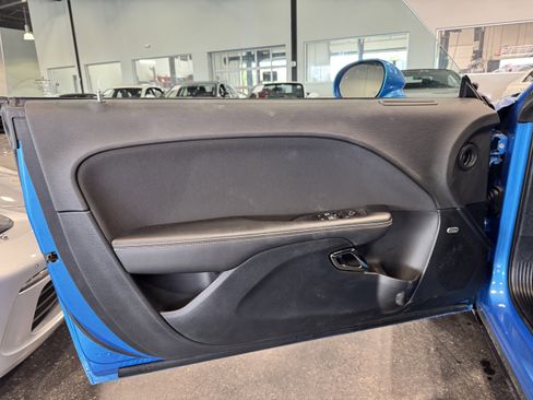 Used 2023 Dodge Challenger SRT Hellcat w/ Driver Convenience Group image 14