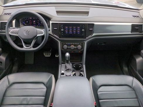 Used 2022 Volkswagen Atlas SEL Premium image 15