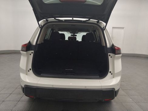 Used 2024 Nissan Rogue S AWD/4WD image 29