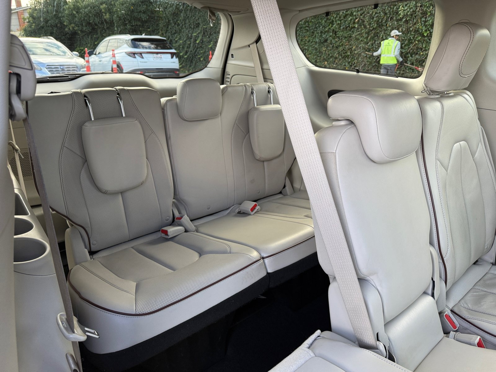 Used 2017 Chrysler Pacifica Limited FWD image 20