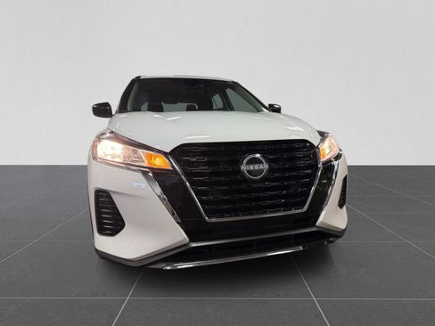 Used 2024 Nissan Kicks S FWD image 37