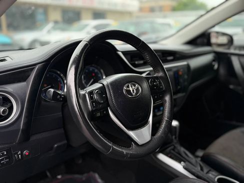 Used 2017 Toyota Corolla SE 50th Anniversary FWD image 20