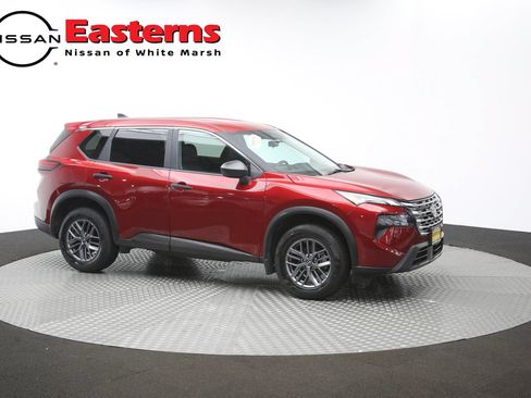 Used 2024 Nissan Rogue S AWD/4WD image 49