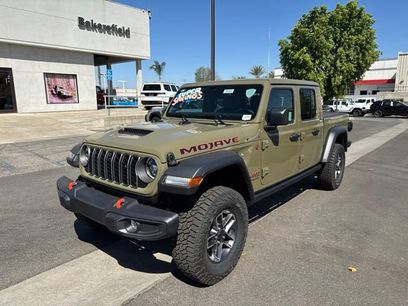 New 2026 Jeep Gladiator Mojave w/ Safety Group