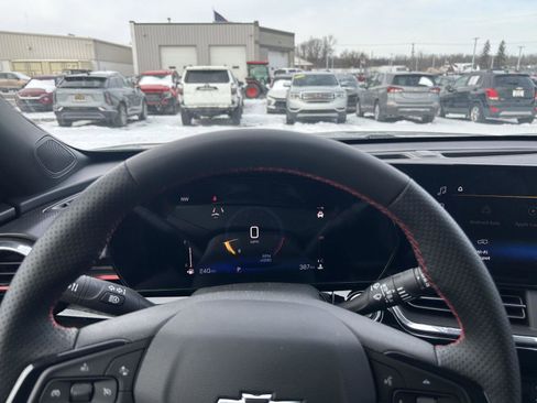 Used 2026 Chevrolet Trax RS w/ Driver Confidence Package image 12