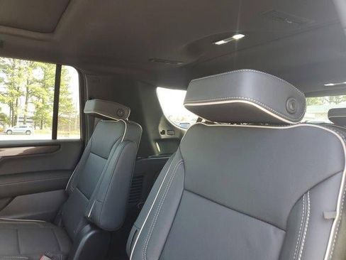 New 2026 GMC Yukon XL Elevation w/ Elevation Premium Package image 10