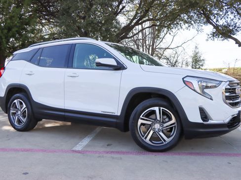Used 2021 GMC Terrain SLT AWD/4WD image 1