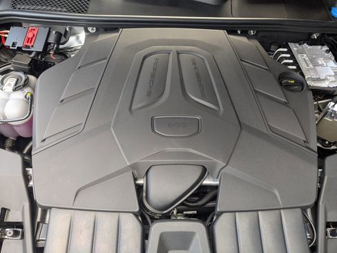 New 2026 Porsche Cayenne Coupe image 29