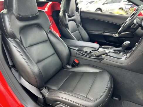Used 2012 Chevrolet Corvette Convertible w/ 2LT Preferred Equipment Group RWD image 11